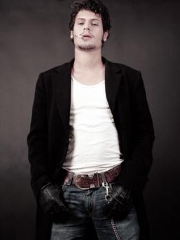 le bo  homme !!